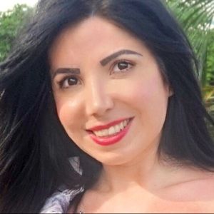 Meet your Posher, Alessandra